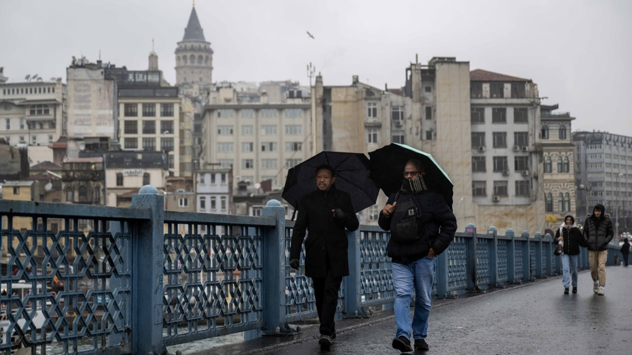 20 il için kar alarmı! İstanbul’da hava sertleşiyor