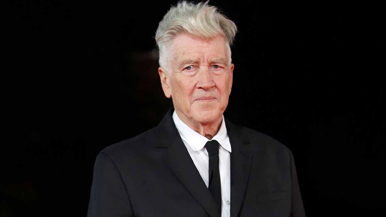 Efsanevi yönetmen David Lynch 78 yaşında hayatını kaybetti