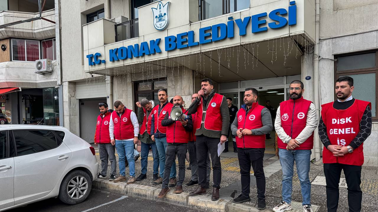 Belediye çalışanlarından 'eksik maaş' eylemi