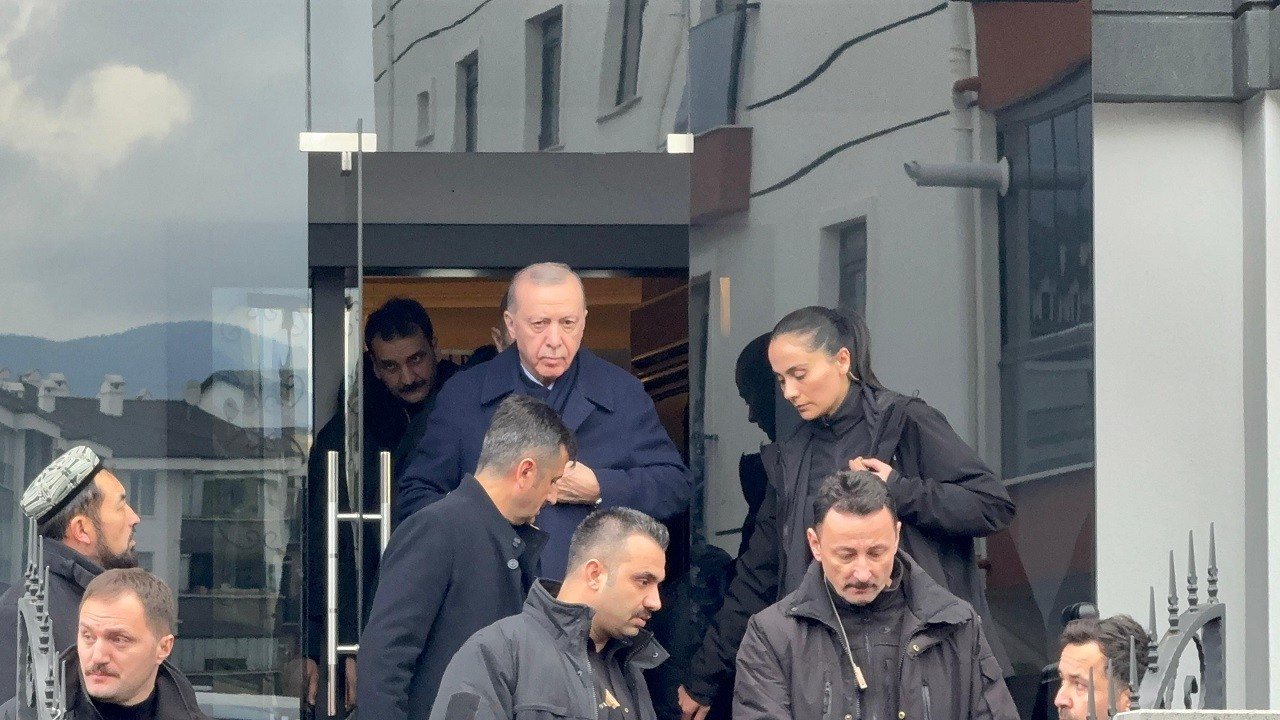 Cumhurbaşkanı Erdoğan, Bolu'da taziye evini ziyaret etti