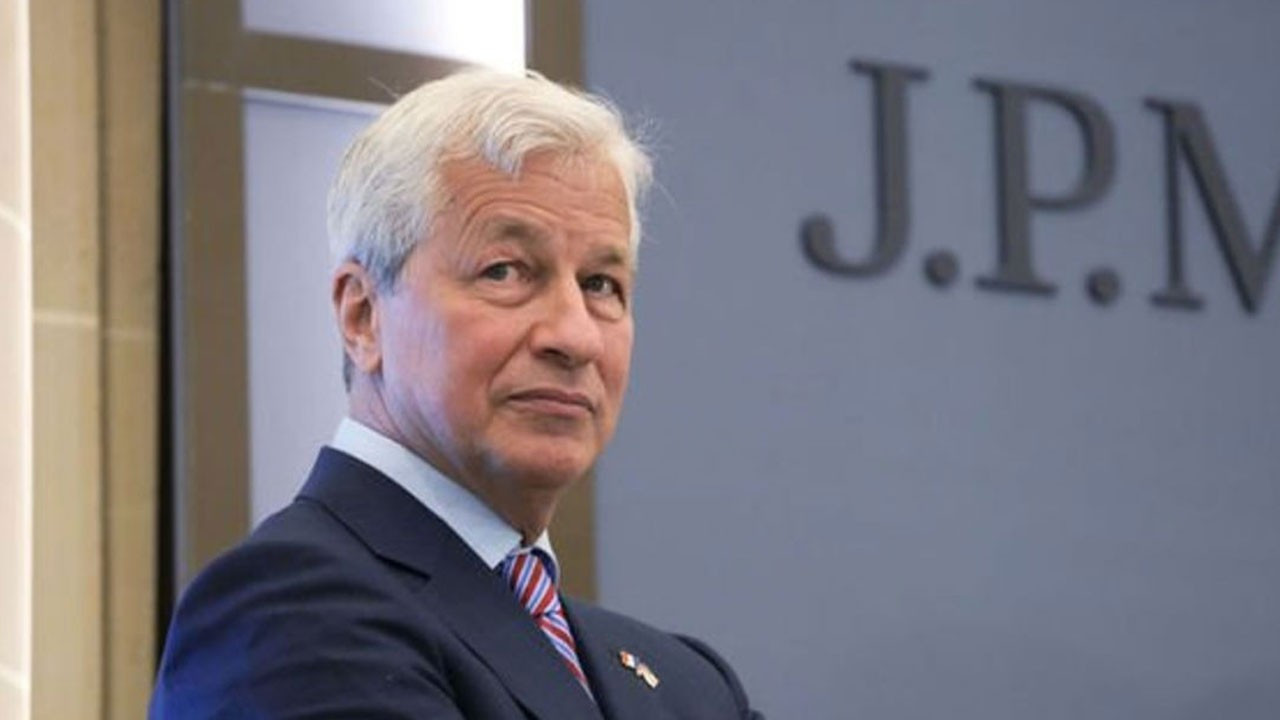 JPMorgan Chase CEO'su Dimon: ABD gümrük vergileri ekonomik bir silah işlevi görebilir