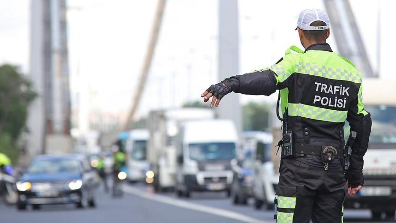 Bakan Yerlikaya açıkladı! 2025’in ilk 20 gününde trafik denetimlerindeki rakamlar