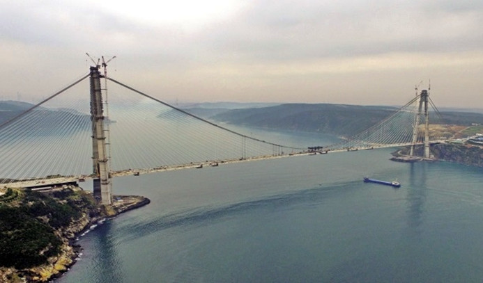 Köprü ve otoyol gelirleri 905 milyon lirayı geçti