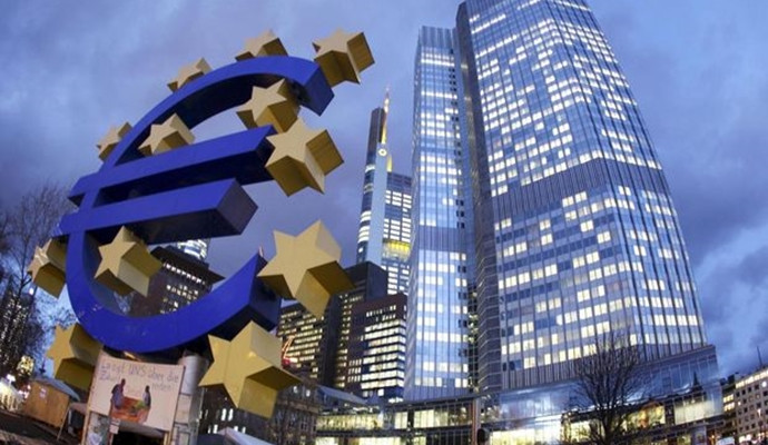 'ECB varlık alım programını azaltmayı düşünmüyor'