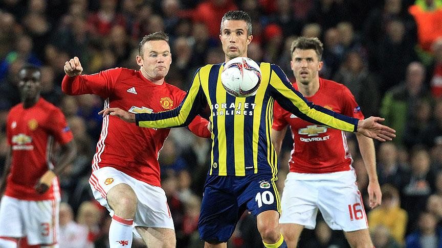 Fenerbahçe-Manchester maçının hakemleri değişti