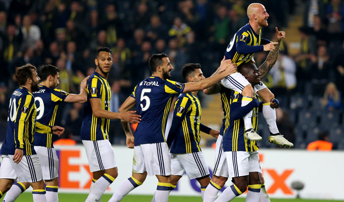 Fenerbahçe Zorya'yı 2 golle geçti