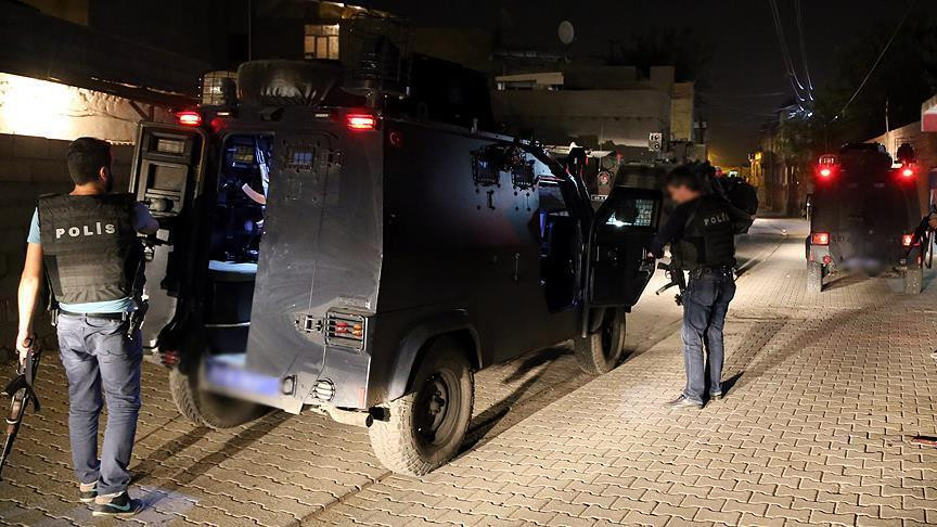 Ankara'da polise ses bombalı saldırı: 20 gözaltı