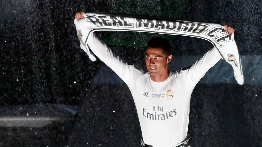 Ronaldo 2021'e kadar Real Madrid'de