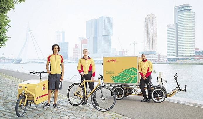DHL, bisikletli kuryelerle sürdürülebilir şehirler yaratıyor