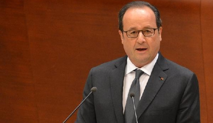 Hollande, aday olmayacak