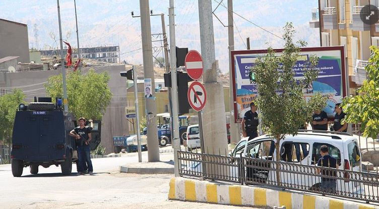 Diyarbakır'daki sokağa çıkma yasağı kaldırıldı