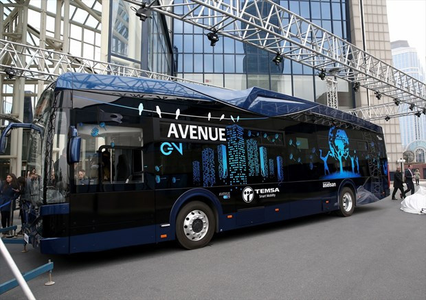 Türkiye'nin ilk yerli elektrikli otobüsü tanıtıldı