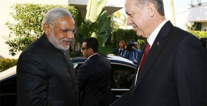 Erdoğan, Hindistan Başbakanı ile telefonda görüştü