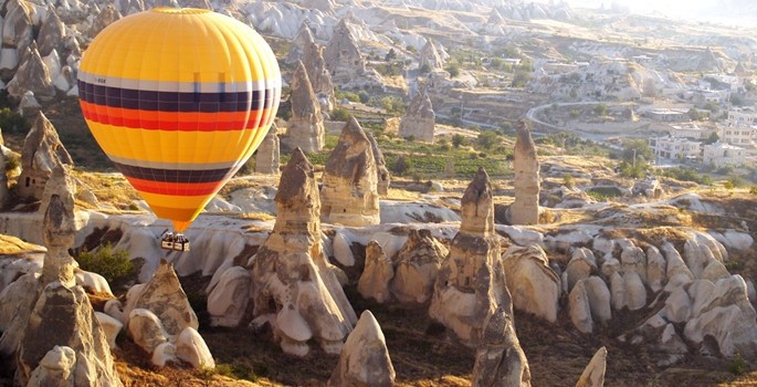 Kapadokya'yı 150 bin turist kuşbakışı izledi