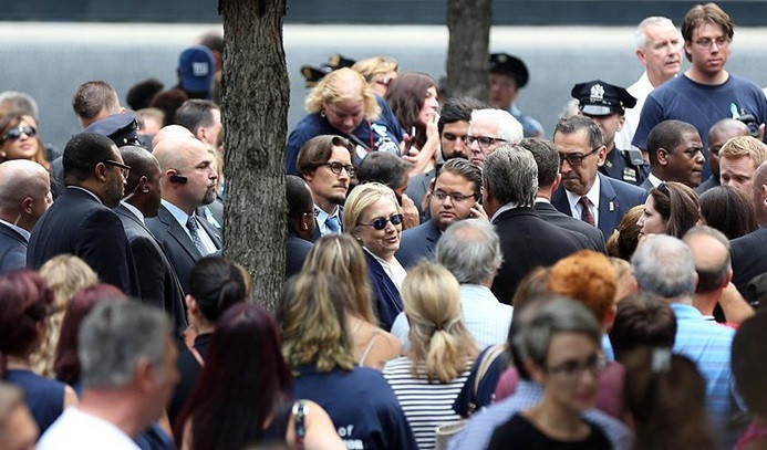Clinton 11 Eylül törenlerinde rahatsızlandı