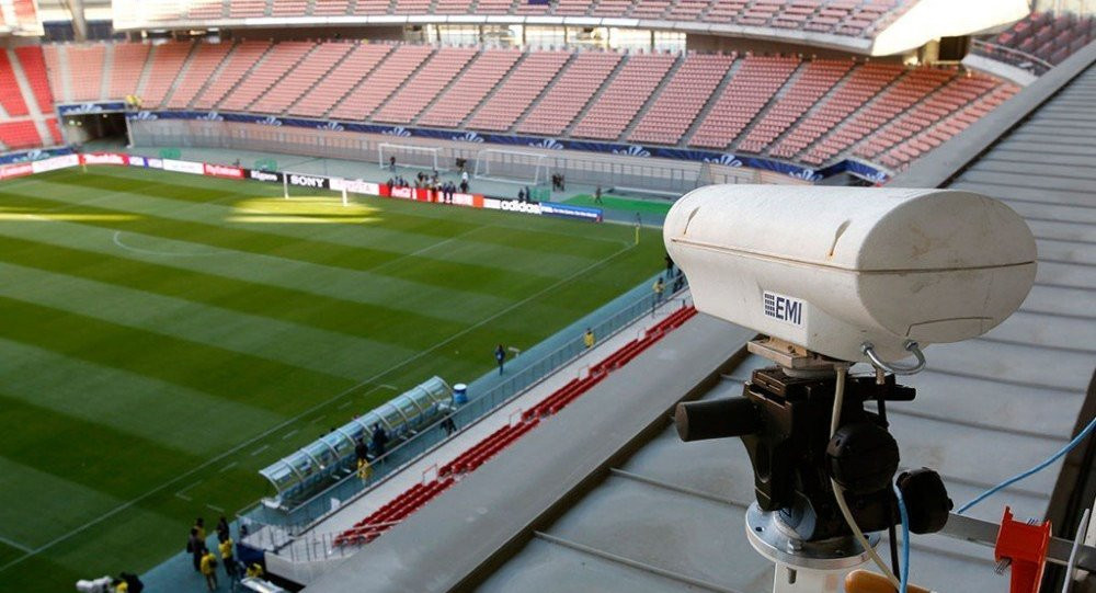 FIFA, ilk kez 'video hakem' kullandı