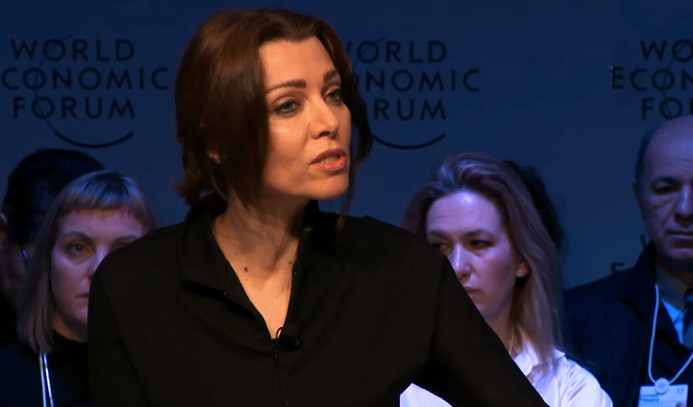 Ünlü Türk yazar da Davos'taydı