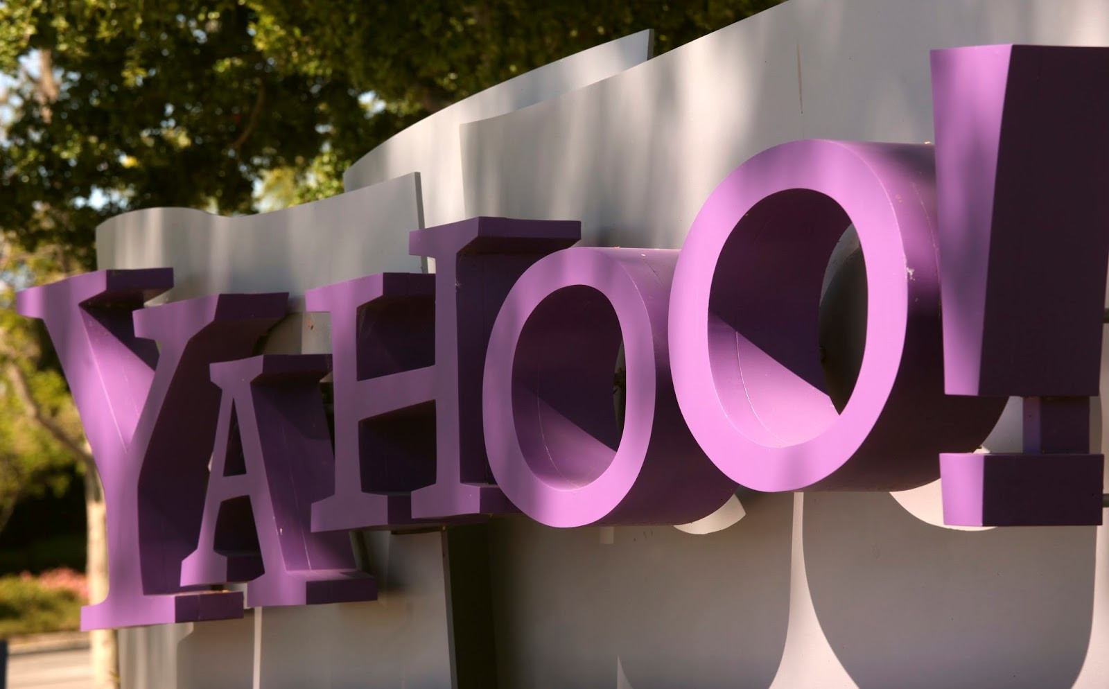 Yahoo'nun satışı ikinci çeyreğe kaldı