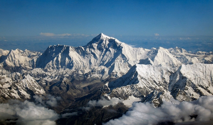 Everest yeniden ölçülecek