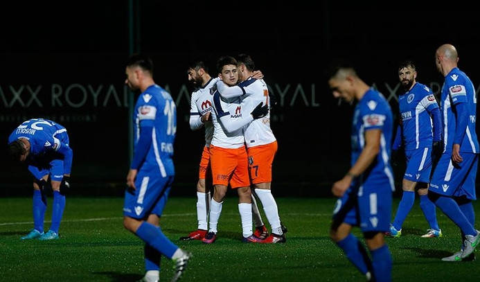 Medipol Başakşehir'den Kukesi'ye 3 gol