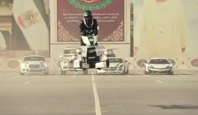 Dubai polisine uçan motosiklet