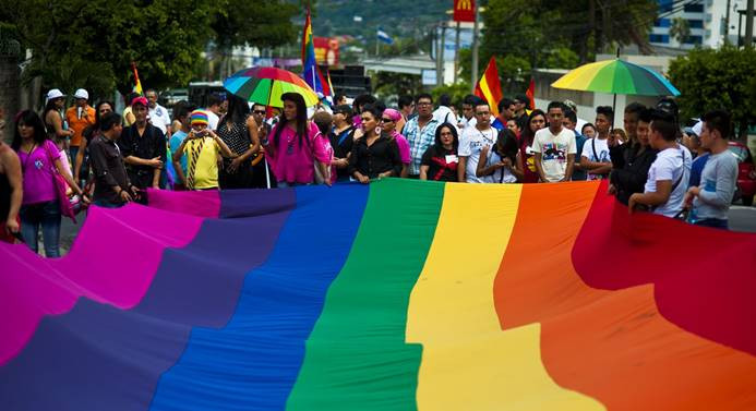 Ankara'da LGBTT ve LGBTİ etkinlikleri yasaklandı