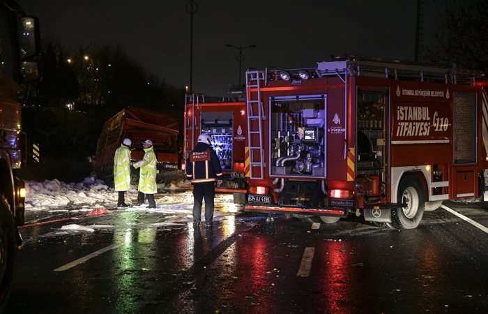 Esenler'de trafik kazası: 4 yaralı