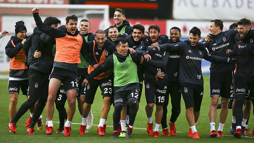 Beşiktaş ilk yarıda istikrar yakalayamadı
