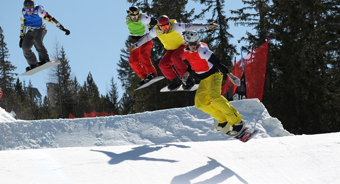 Erciyes, FIS Snowboard Dünya Kupası’nı ağırladı