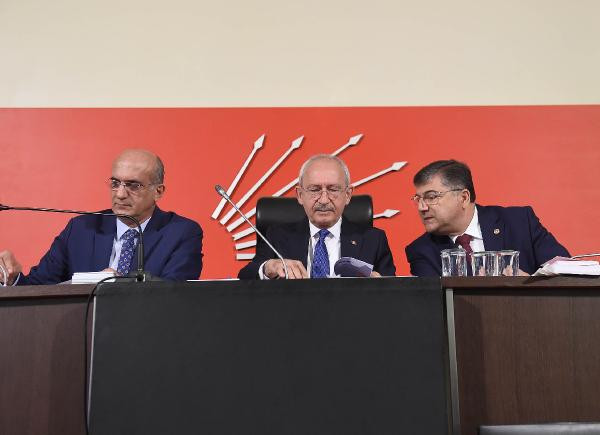 Kılıçdaroğlu'ndan AYM Başkanına teşekkür