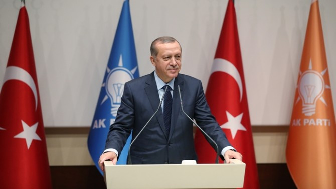 Cumhurbaşkanı Recep Tayyip Erdoğan AK Parti'ye üye oldu