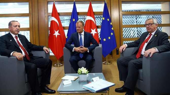 Cumhurbaşkanı Erdoğan,Tusk ve Juncker'le görüştü