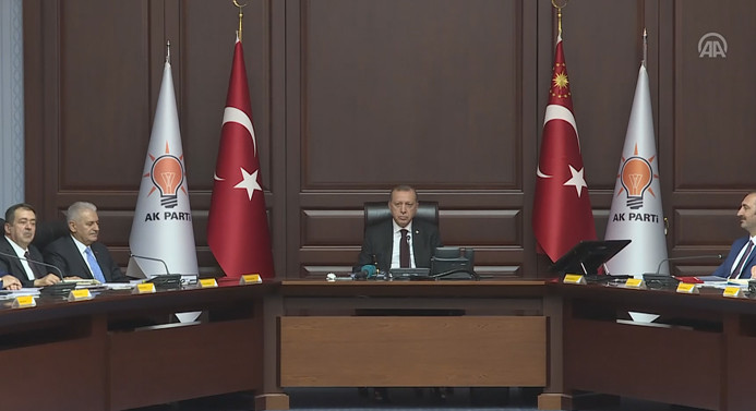 AK Parti MKYK Erdoğan başkanlığında toplandı