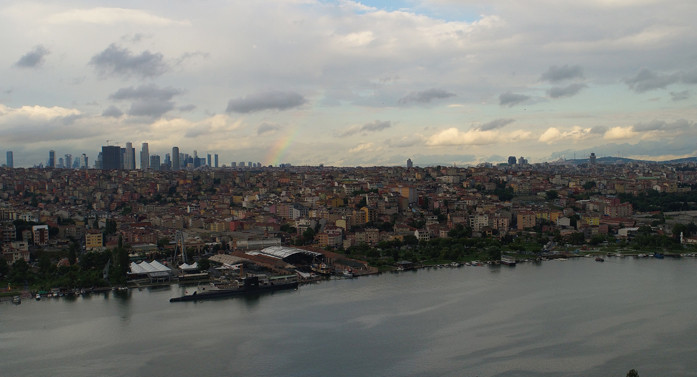 İstanbul semalarında muhteşem gökkuşağı