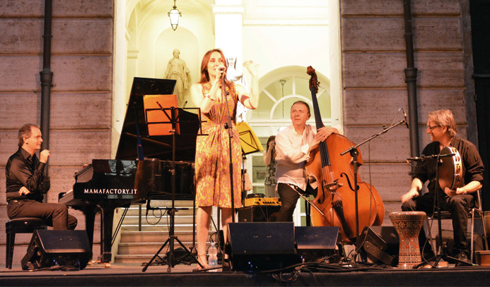 Roma Müzik Festivali'nde Türk müziği esintisi