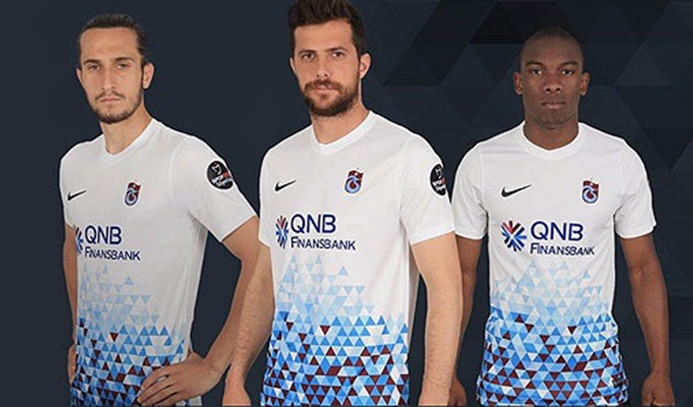 Trabzonspor'un formaları yarın satışa çıkıyor