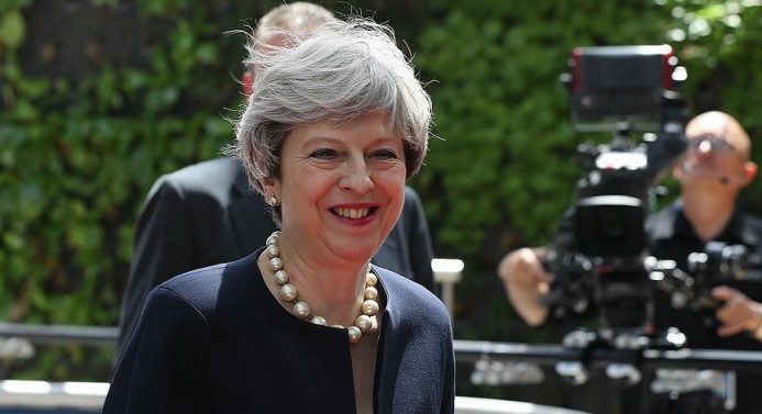 İngiltere Başbakanı May'den bayram tebriği