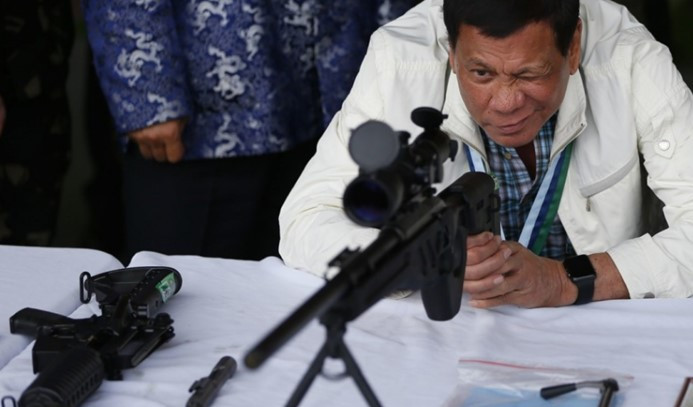 Çin'den Filipinlere 7.3 milyon dolarlık silah yardımı