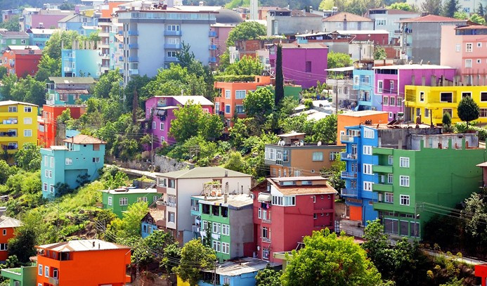 Samsun'da evler olimpiyat renklerine boyandı
