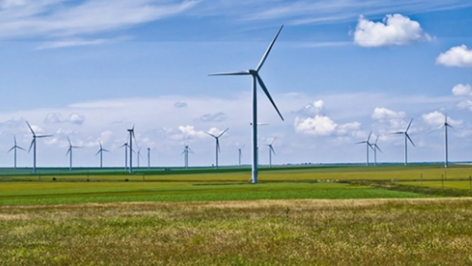 "Yenilenebilir enerji konusunda devrim niteliğinde adımlar attık"