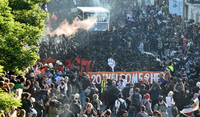 G20 Lider Zirvesi protestoların gölgesinde başladı