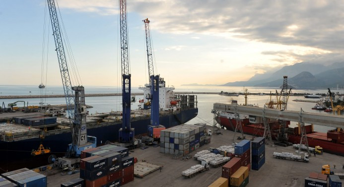 Batı Akdeniz'in ihracatı 1 milyar dolar