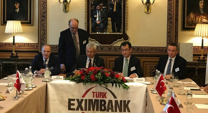 Türk Eximbank'tan 640 milyon dolarlık kredi