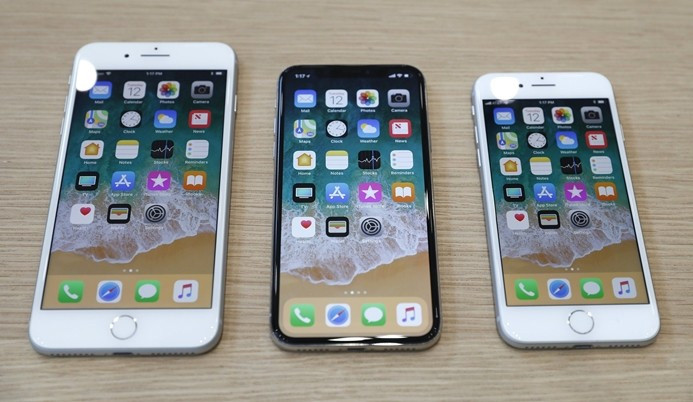 Apple, iPhone X ve iPhone 8'i tanıttı