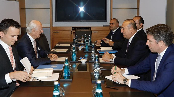 Çavuşoğlu ile Mistura Suriye'yi görüştü