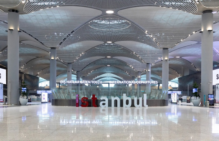 İstanbul Havalimanı'na taşınma ertelendi