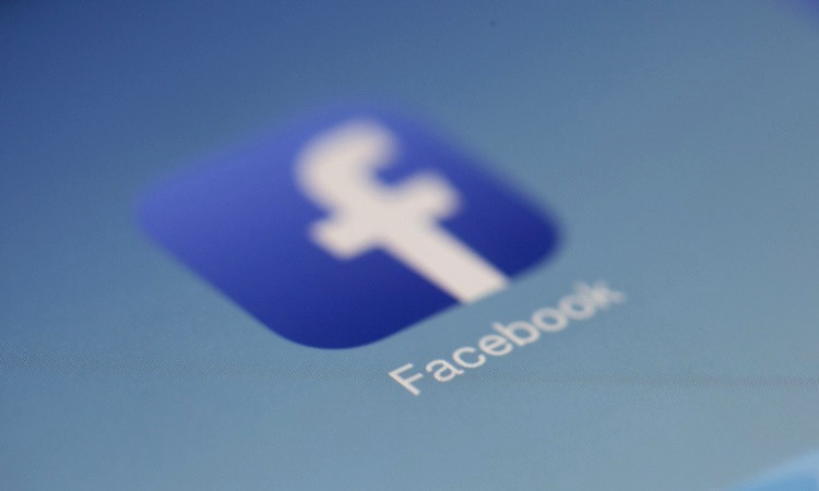 Facebook'a 10 milyon euro para cezası