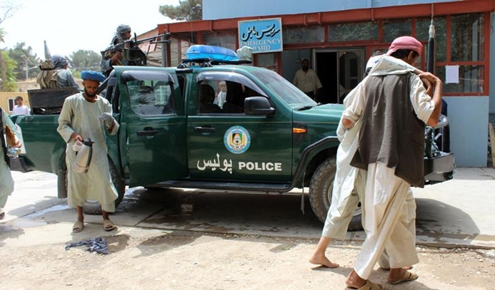 Afganistan'da Taliban saldırısında 6 polis öldü
