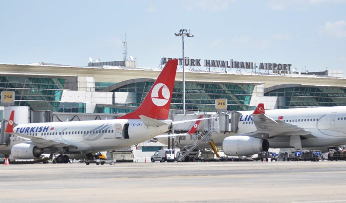 Atatürk Havalimanı, ABD nüfusundan fazla yolcu ağırladı
