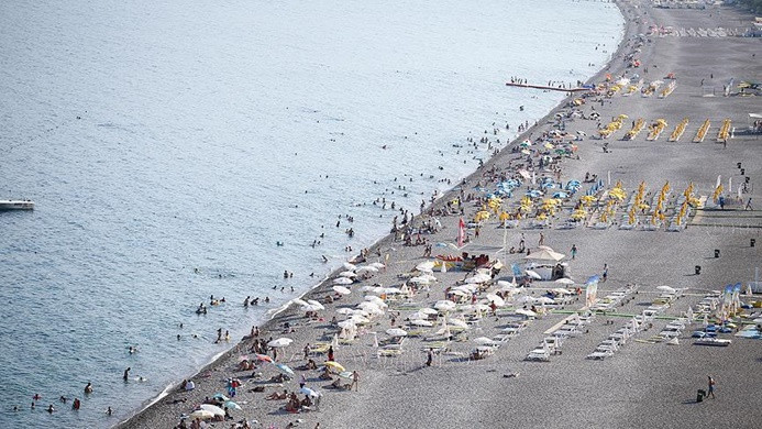 İsveçli turist yaz tatili için Türkiye'yi tercih ediyor